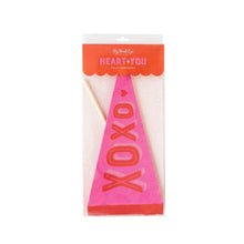 Load image into Gallery viewer, XOXO Felt Pennant