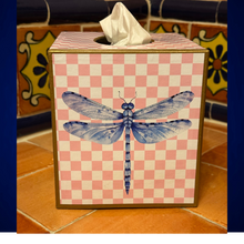 Load image into Gallery viewer, Chinoiserie Vase Dragonfly Tissue Box Cover