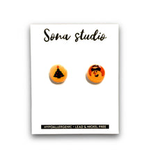 Load image into Gallery viewer, Christmas Cookie Earrings