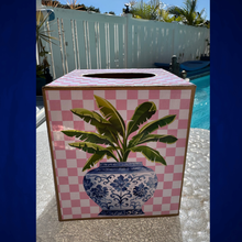 Load image into Gallery viewer, Chinoiserie Vase Dragonfly Tissue Box Cover