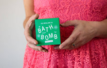 Load image into Gallery viewer, Palm &amp; Pearl Bath Bomb